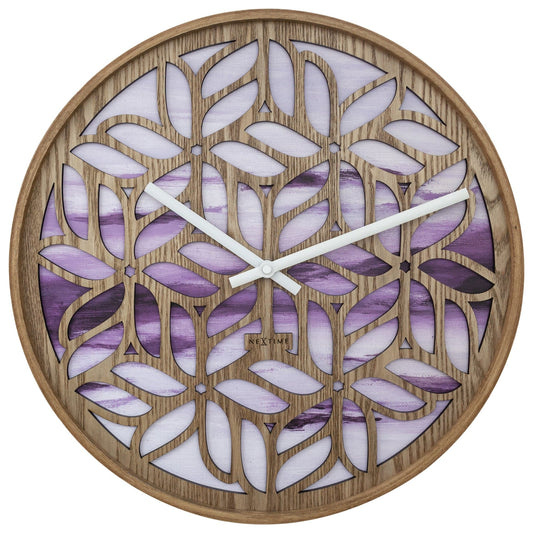 Wandklok van 40 cm, stil, paars, van hout, van NeXtime Clocks, met Yogi ontwerp, zichtbaar in de afbeelding