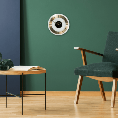 NeXtime Retro wall clock with 31 cm diameter, aluminium frame and glass cover, featuring a vintage-inspired design.