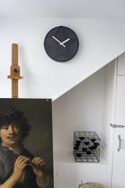 Wall clock-  30 cm - Plastic - Motion clock-  'Motion Star - Red'