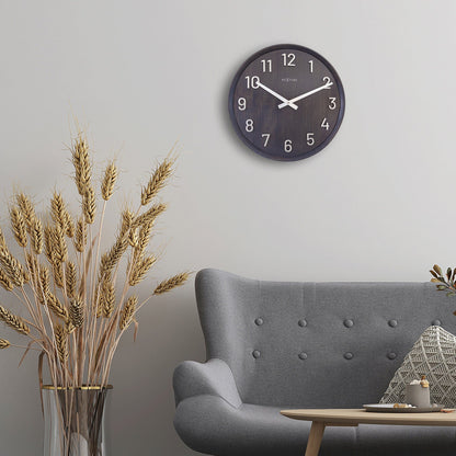 Ruimtelijke wandklok van 50cm met houten en metalen elementen, stille werking, model "Precious" van NeXtime Clocks.