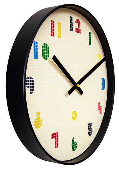 NeXtime wandklok van 35cm met zwarte en multicolour wijzers, stille werking, ABS behuizing, model 'Bit' op linkerzijde.